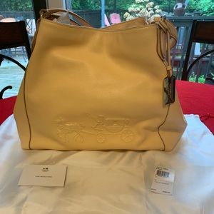 Coach   Kelsey bag. Apricot